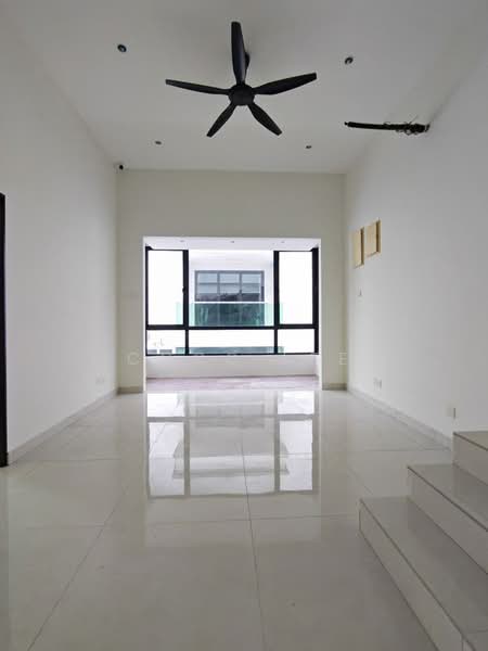 Rumah Berkembar untuk Dijual di Taman Kempas Utama (Tebrau) - Coco Lee - Living Room - PropertyGuru.com.my