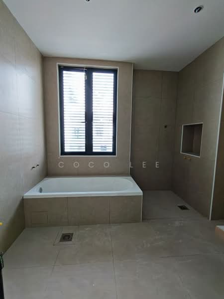 Rumah Berkembar untuk Dijual di Taman Kempas Utama (Tebrau) - Coco Lee - Bathroom - PropertyGuru.com.my