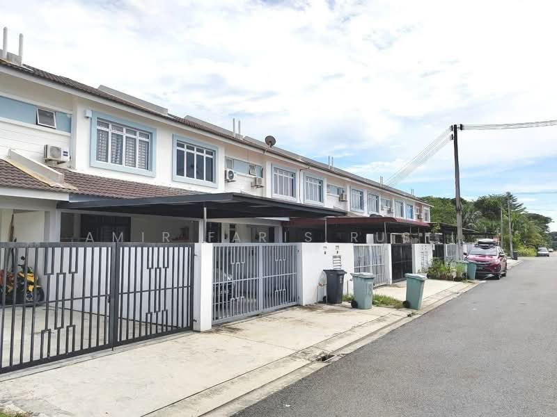 Rumah Teres 2-Tingkat untuk Dijual di Gelang Patah (Johor) - Amir Faris Rusli - Exterior - PropertyGuru.com.my