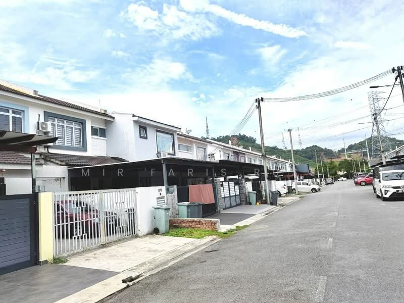 Rumah Teres 2-Tingkat untuk Dijual di Gelang Patah (Johor) - Amir Faris Rusli - Exterior - PropertyGuru.com.my