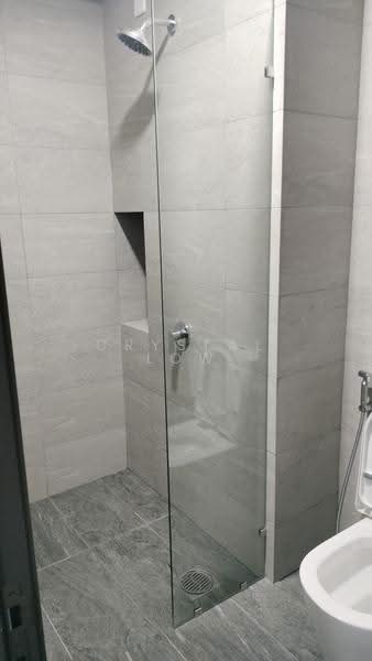 Office for Rent in Bandar Puteri Puchong (Puchong) - Crystal Low - Bathroom - PropertyGuru.com.my