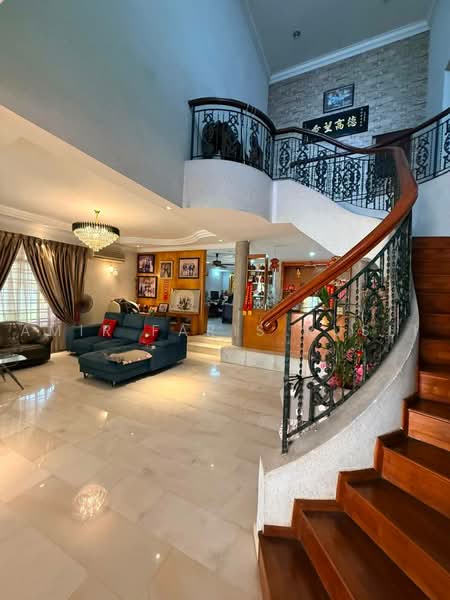 Bungalow House for Sale in Taman Bukit Rinting (Masai) - Amir Faris Rusli - Living Room - PropertyGuru.com.my