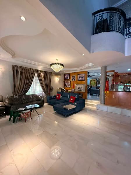 Bungalow House for Sale in Taman Bukit Rinting (Masai) - Amir Faris Rusli - Living Room - PropertyGuru.com.my