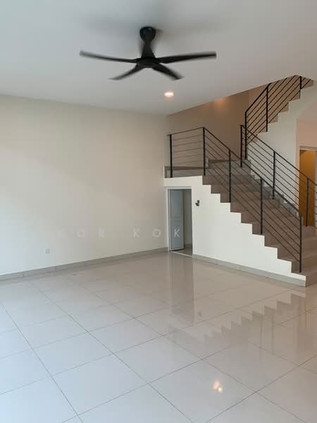 2.5-storey Terraced House for Rent in Taman Nusaputra Timur (Puchong) - Kor Kok Tee - Living Room - PropertyGuru.com.my