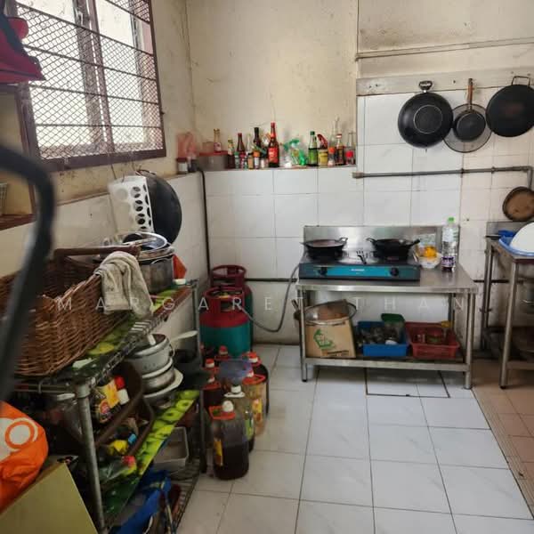 Rumah Teres 2-Tingkat untuk Dijual di Seksyen 5 (Kota Damansara) - Margaret Than - Kitchen - PropertyGuru.com.my