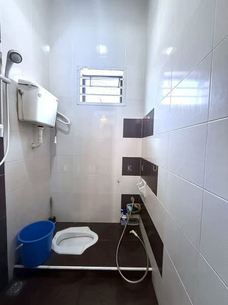 Rumah Teres 2-Tingkat untuk Dijual di Taman Setia Indah (Tebrau) - Kimi Kiu - Bathroom - PropertyGuru.com.my