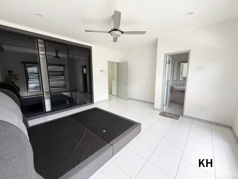 Rumah Teres untuk Dijual di Bandar Botanic (Klang) - Vivian Koh - Bedroom - PropertyGuru.com.my