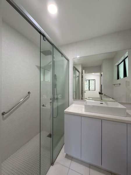 Bungalow House untuk Disewa di Bukit Tunku (Kenny Hills) (Kuala Lumpur) - Nic Lu - Bathroom - PropertyGuru.com.my