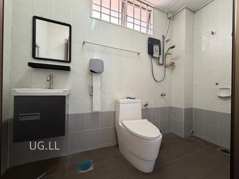 Rumah Teres untuk Dijual di Bandar Botanic (Klang) - Vivian Koh - Bathroom - PropertyGuru.com.my