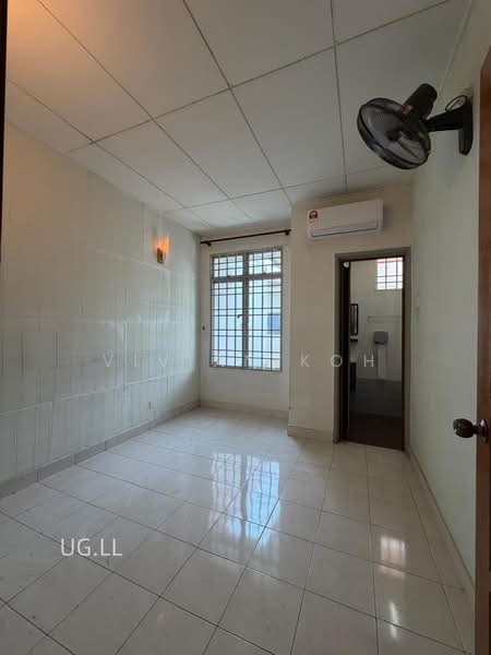 Rumah Teres untuk Dijual di Bandar Botanic (Klang) - Vivian Koh - Interior - PropertyGuru.com.my