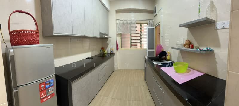 Kondominium untuk Dijual di Greenview Residence - Holiday Lew - Kitchen - PropertyGuru.com.my