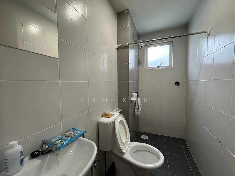 Apartment for Sale at Harmoni 1 - Han Ker - Bathroom - PropertyGuru.com.my