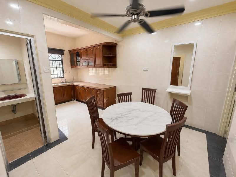 2-storey Terraced House for Sale in Rawang Perdana 2 (Rawang) - Nicky Lai - Kitchen - PropertyGuru.com.my