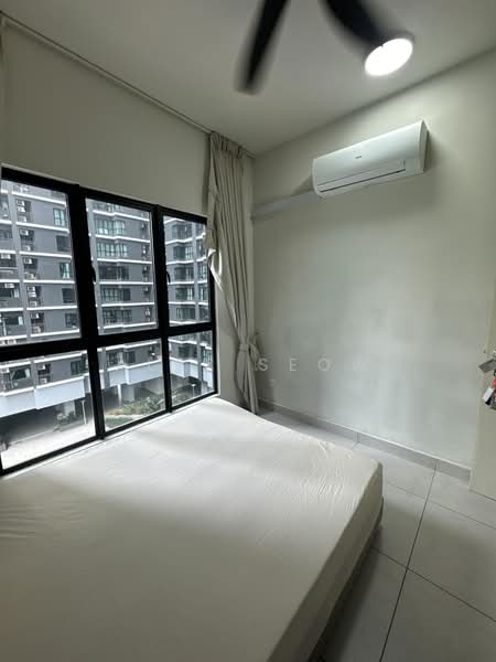 Kediaman Servis untuk Disewa di Majestic Maxim - Alex Seow - Bedroom - PropertyGuru.com.my