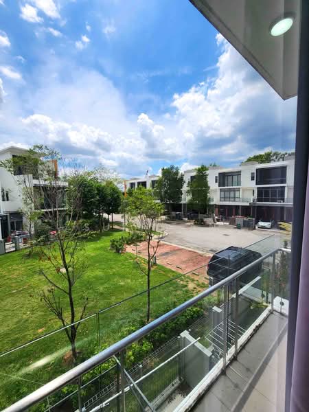 3-storey Terraced House for Sale in Lake Fields (Sungai Besi) - Suki Tan - Exterior - PropertyGuru.com.my