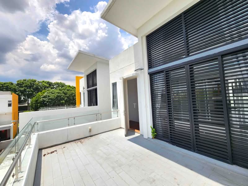 3-storey Terraced House for Sale in Lake Fields (Sungai Besi) - Suki Tan - Exterior - PropertyGuru.com.my