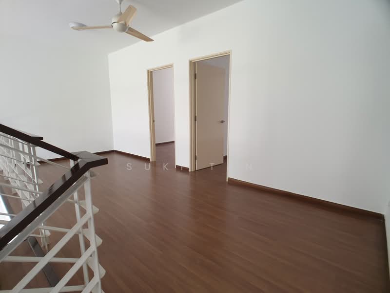 3-storey Terraced House for Sale in Lake Fields (Sungai Besi) - Suki Tan - PropertyGuru.com.my