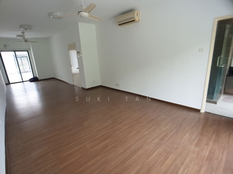 3-storey Terraced House for Sale in Lake Fields (Sungai Besi) - Suki Tan - PropertyGuru.com.my