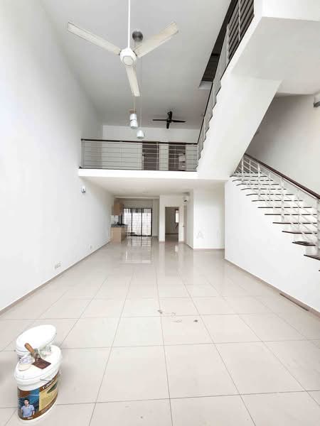 3-storey Terraced House for Sale in Lake Fields (Sungai Besi) - Suki Tan - PropertyGuru.com.my