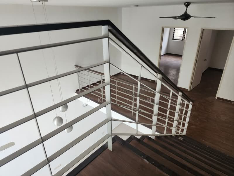 3-storey Terraced House for Sale in Lake Fields (Sungai Besi) - Suki Tan - PropertyGuru.com.my
