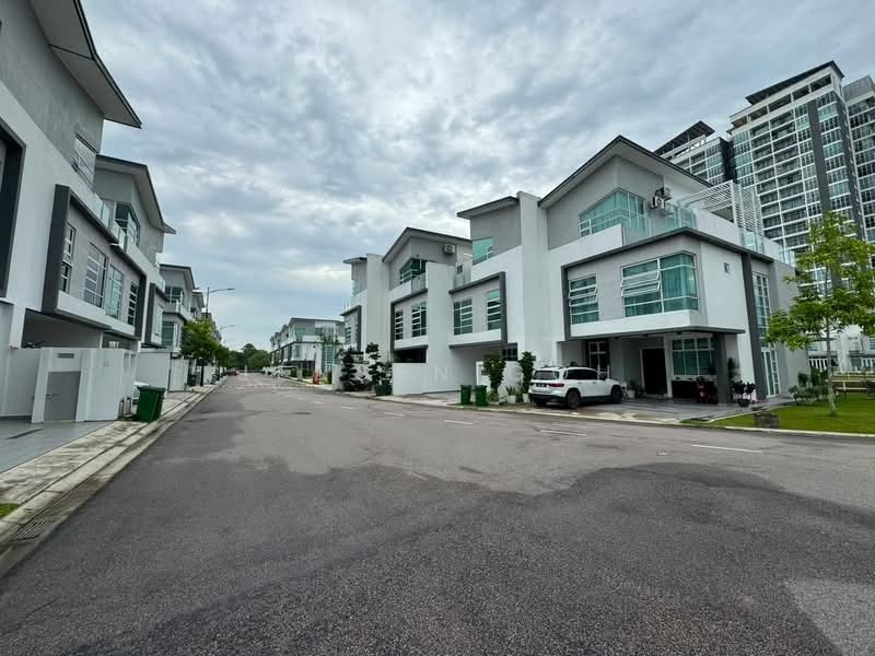 Twin Villas for Rent in Tebrau (Johor) - Jensen Goh - Exterior - PropertyGuru.com.my