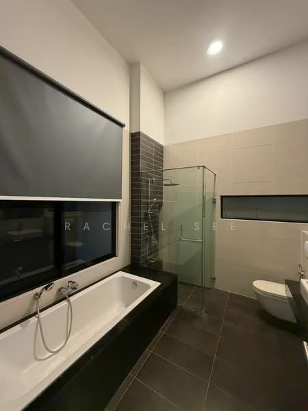 Semi-Detached House for Rent in East Ledang (Iskandar Puteri (Nusajaya)) - Rachel See - Bathroom - PropertyGuru.com.my