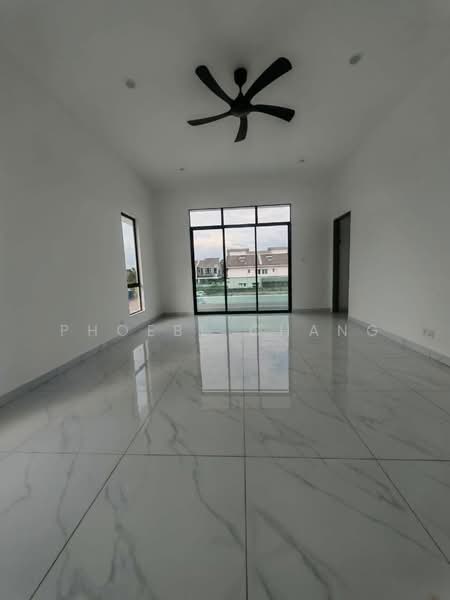 Rumah Berkembar untuk Dijual di Ipoh (Perak) - Phoebe Chang - Living Room - PropertyGuru.com.my