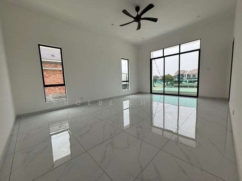 Rumah Berkembar untuk Dijual di Ipoh (Perak) - Phoebe Chang - Master Bedroom - PropertyGuru.com.my