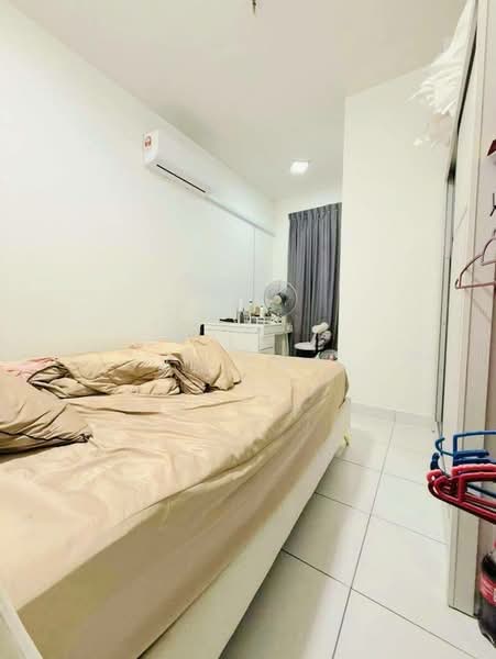 Rumah Teres 2-Tingkat untuk Dijual di Taman Seri Austin (Tebrau) - JE ONG - Bedroom - PropertyGuru.com.my
