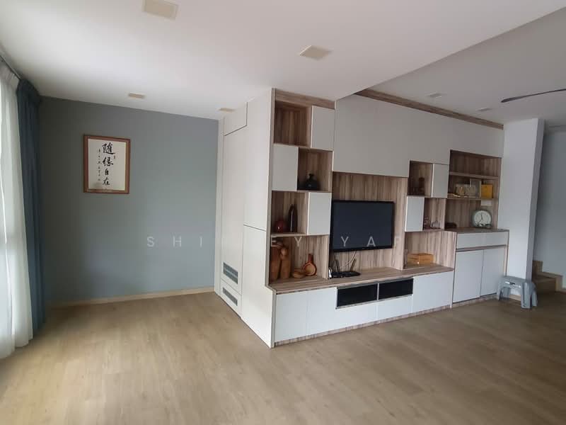 Rumah Teres 2-Tingkat untuk Dijual di Setia Tropika (Johor Bahru) - Shirley Yap - Living Room - PropertyGuru.com.my