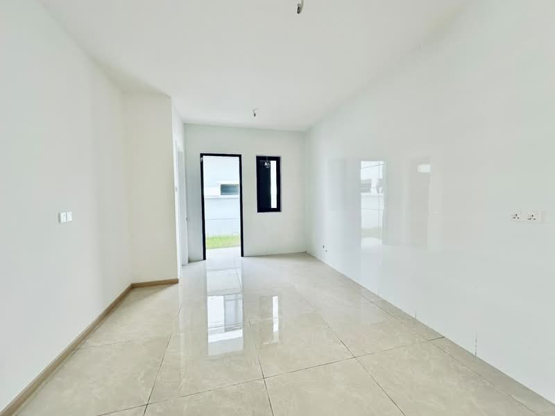 Rumah Berkembar untuk Dijual di Bukit Banyan (Sungai Petani) - Wong Chun Yian - Living Room - PropertyGuru.com.my