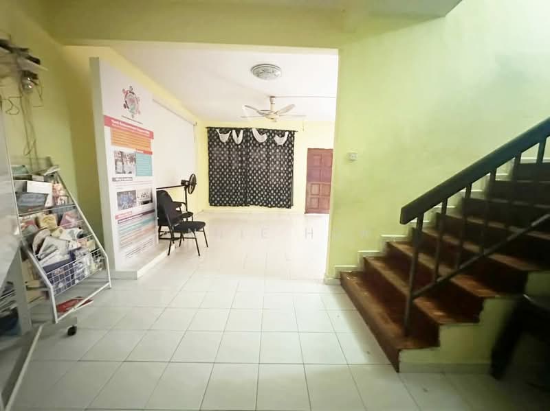 Rumah Teres 3-Tingkat untuk Dijual di Medan Idaman (Setapak) - Annie How - Living Room - PropertyGuru.com.my