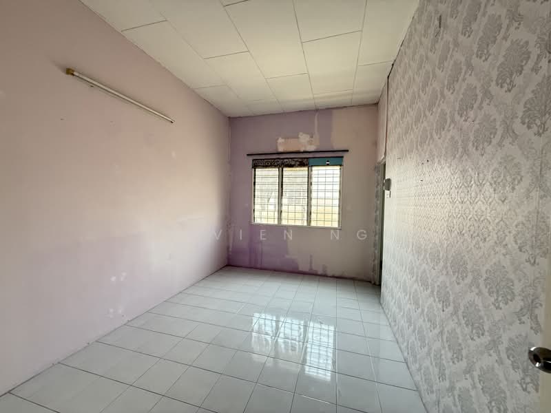 2-storey Terraced House for Sale in Taman Song Choon (Ipoh) - Vivien Ng - Interior - PropertyGuru.com.my