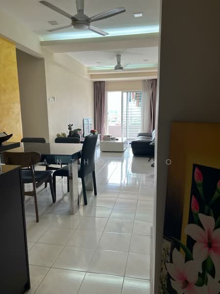 Pangsapuri untuk Disewa di Jalil Damai Apartments - Anthony Ho - Living Room - PropertyGuru.com.my