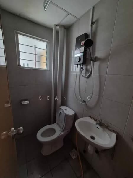 Apartment for Rent at Residensi Medan - Sean Ng - Bathroom - PropertyGuru.com.my