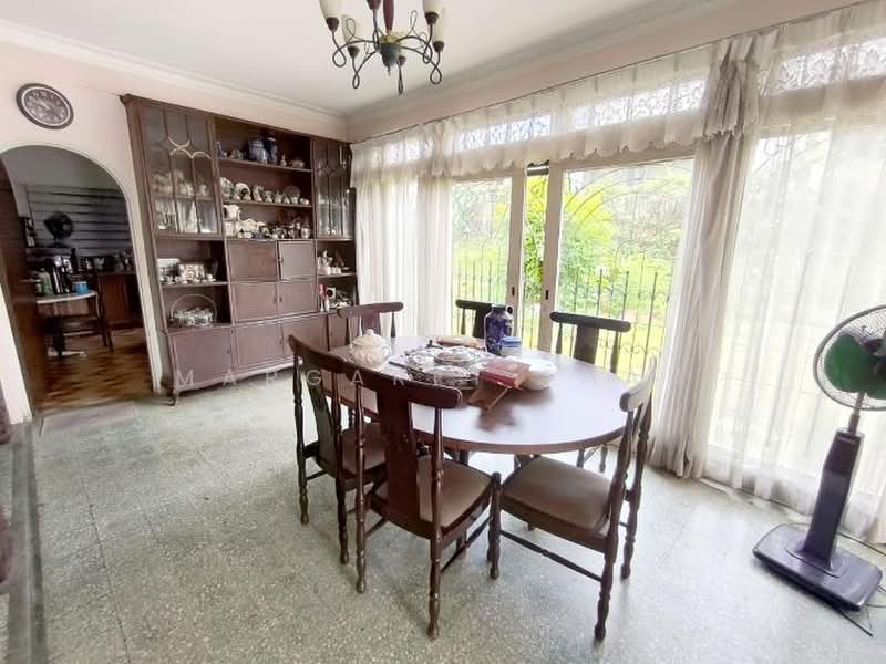 Bungalow House untuk Dijual di Shah Alam (Selangor) - Margaret Than - Dining Room - PropertyGuru.com.my