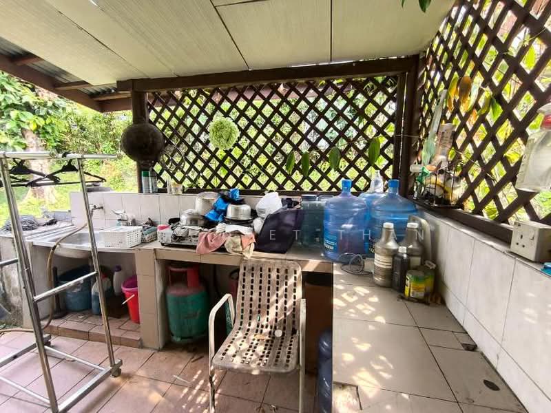 Bungalow House untuk Dijual di Shah Alam (Selangor) - Margaret Than - Kitchen - PropertyGuru.com.my