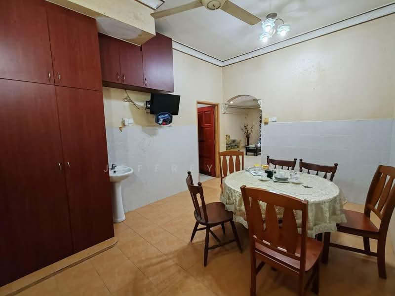 2-storey Terraced House for Sale in Taman Nusa Bestari 2 (Iskandar Puteri (Nusajaya)) - Jeffrey Lim - Dining Room - PropertyGuru.com.my