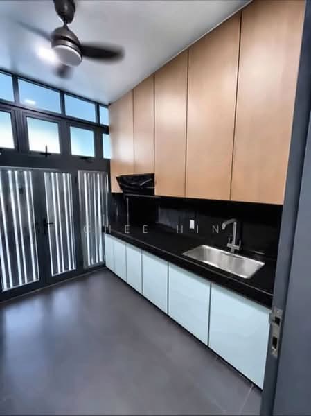 Terraced House for Rent in Desa Parkcity (Kuala Lumpur) - Chee Hin - Kitchen - PropertyGuru.com.my