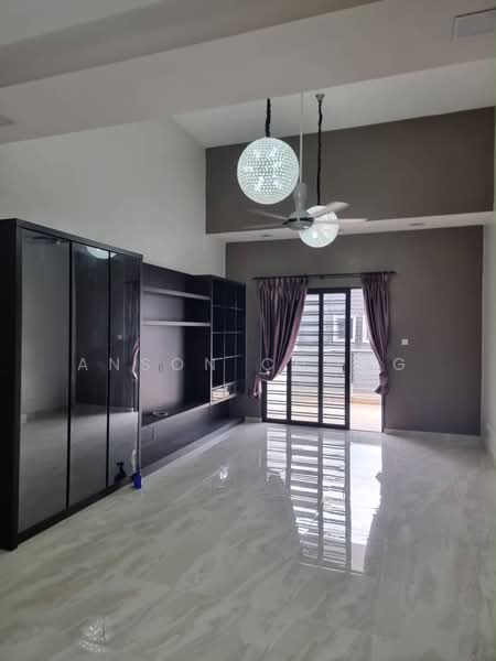 Rumah Teres 2.5-Tingkat untuk Dijual di Taman Kempas Utama (Tebrau) - Anson Chong - Living Room - PropertyGuru.com.my