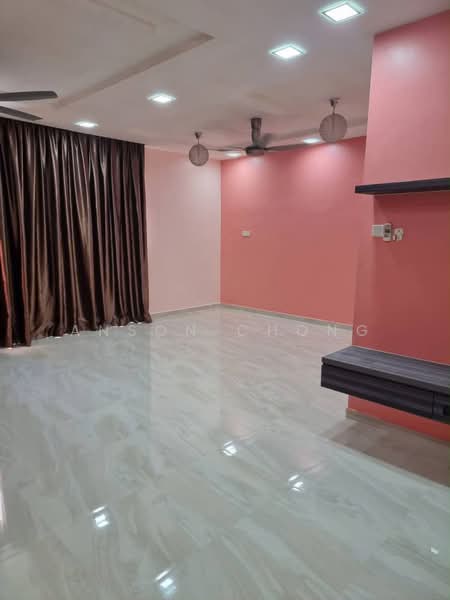 Rumah Teres 2.5-Tingkat untuk Dijual di Taman Kempas Utama (Tebrau) - Anson Chong - Living Room - PropertyGuru.com.my