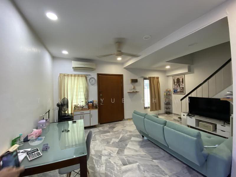 Rumah Teres 2-Tingkat untuk Dijual di Usj 6 (Subang Jaya) - Tan Shyue Chuan - Living Room - PropertyGuru.com.my