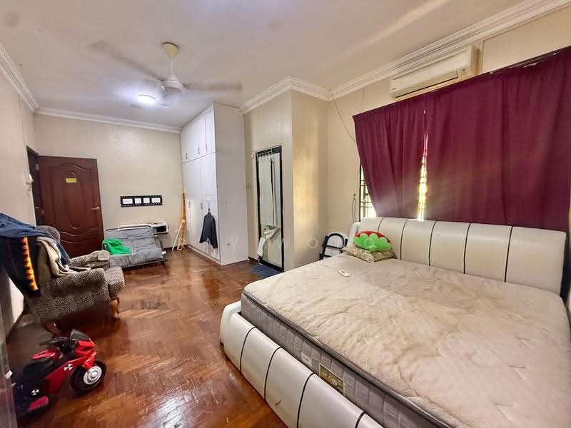 2-storey Terraced House for Sale in Johor Bahru (Johor) - Ray Wong - Bedroom - PropertyGuru.com.my