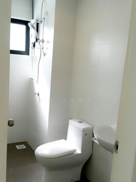Service Residence for Rent at Sk One Residence - LG Teoh - Bathroom - PropertyGuru.com.my