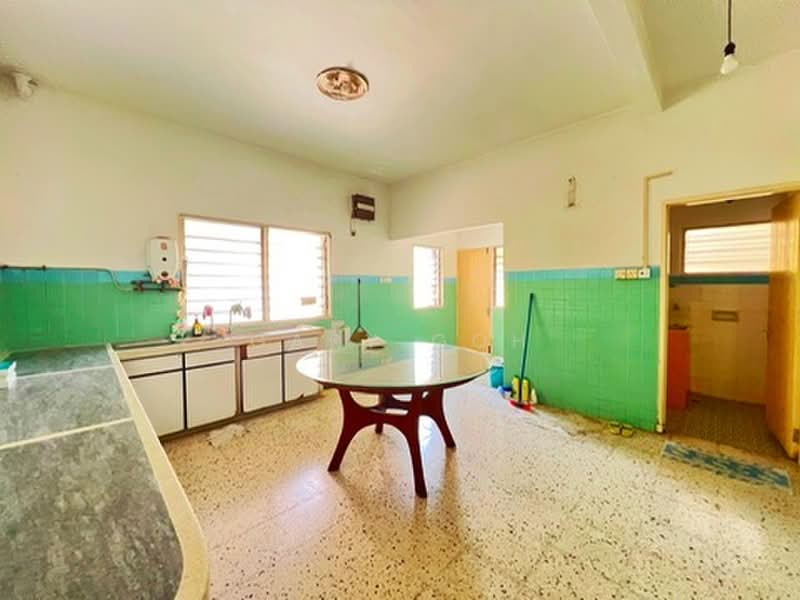 Semi-Detached House for Sale in Jelutong (Penang) - Gary Goh - Kitchen - PropertyGuru.com.my