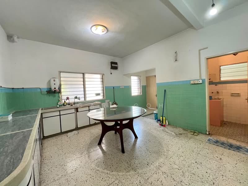 Semi-Detached House for Sale in Jelutong (Penang) - Gary Goh - Kitchen - PropertyGuru.com.my