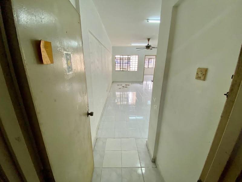Apartment for Sale at Pangsapuri Subang Suria - Shaziery Iskandar - Interior - PropertyGuru.com.my