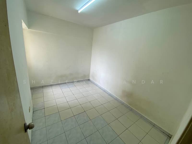 Apartment for Sale at Pangsapuri Subang Suria - Shaziery Iskandar - PropertyGuru.com.my