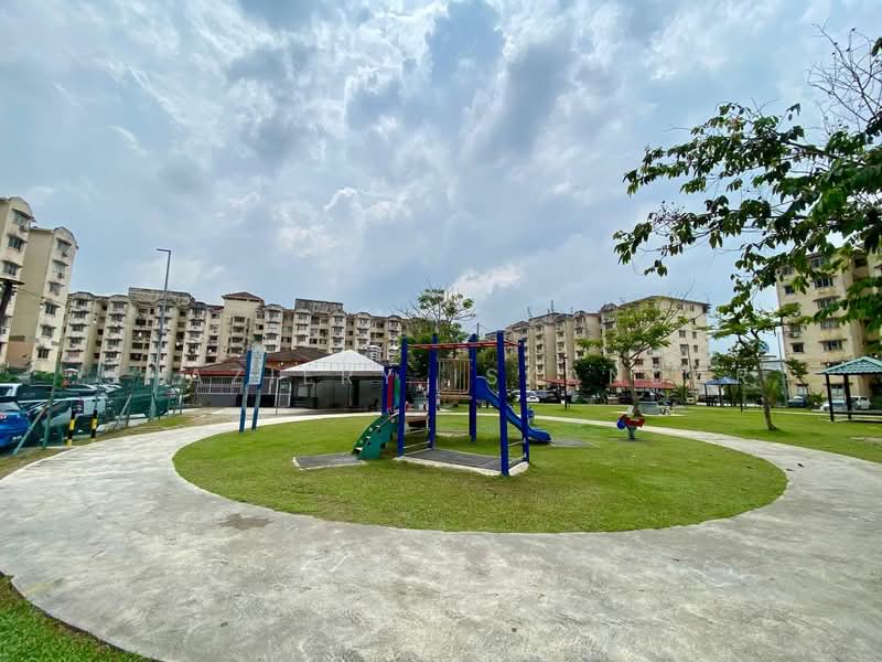 Apartment for Sale at Pangsapuri Subang Suria - Shaziery Iskandar - PropertyGuru.com.my