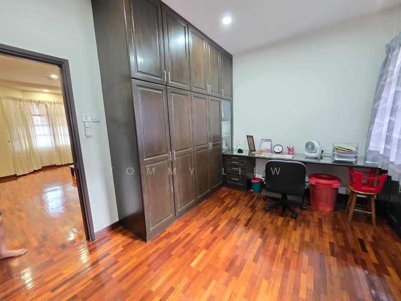 Rumah Teres 2.5-Tingkat untuk Dijual di Kepong (Kuala Lumpur) - Tommy Liew - Study - PropertyGuru.com.my